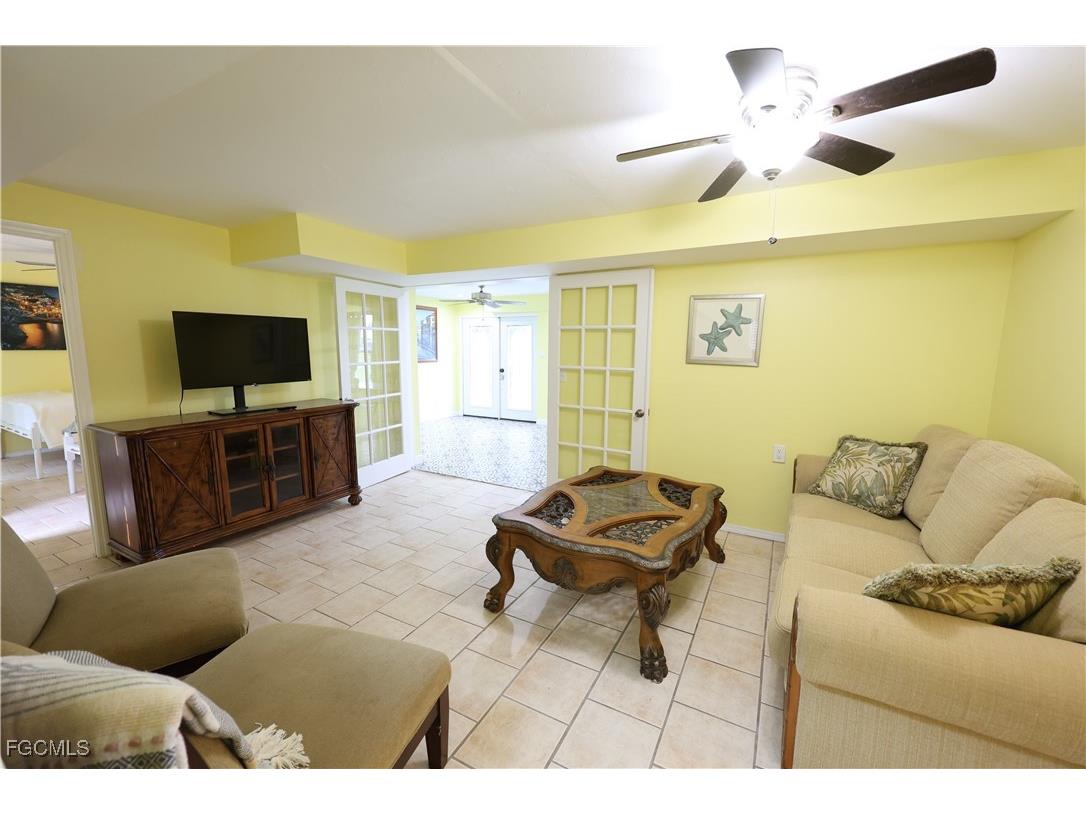 8642 Whispering Pines Drive Saint James City FL 33956 2025016327 image33