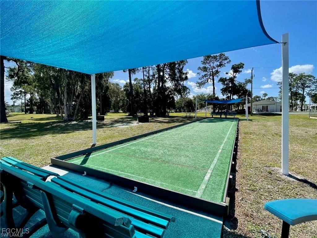 865 Moonlight Drive North Fort Myers FL 33917 2025011733 image24