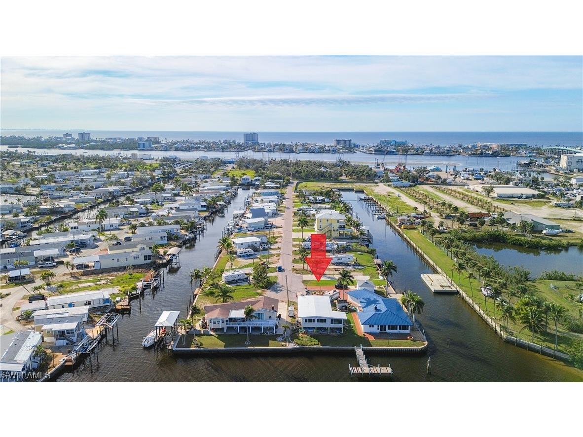 865 Oak Street Fort Myers Beach FL 33931 223088258 image1