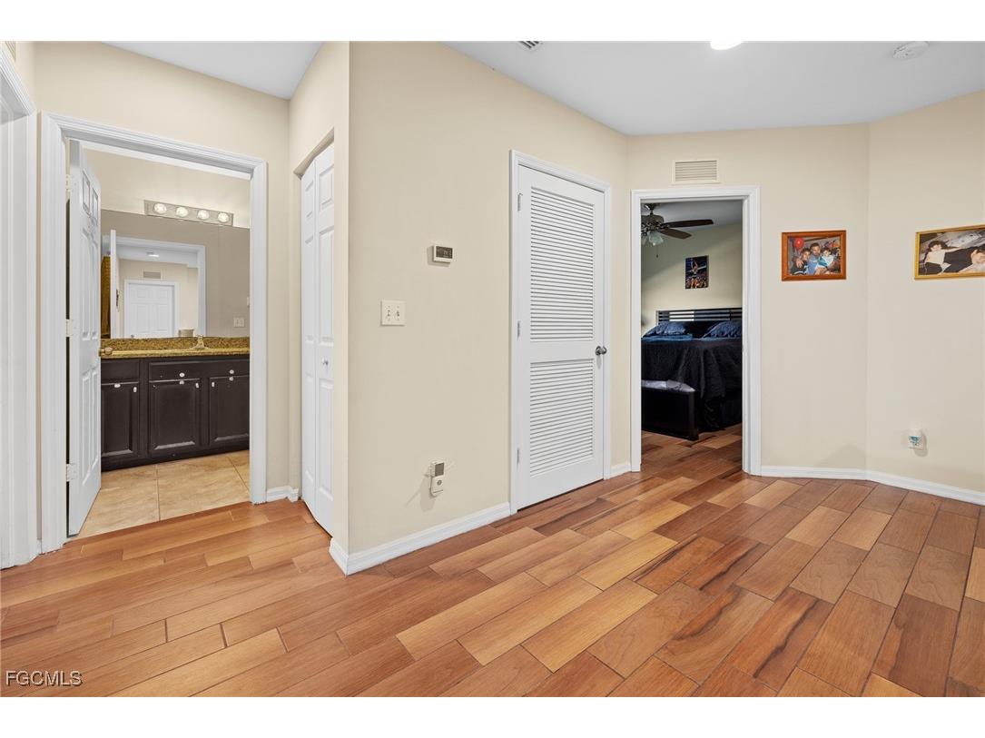 8657 Sumner Avenue Fort Myers FL 33908 2025015355 image13