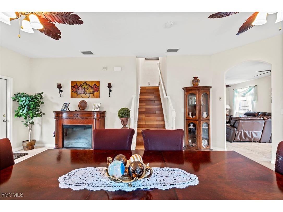 8657 Sumner Avenue Fort Myers FL 33908 2025015355 image4