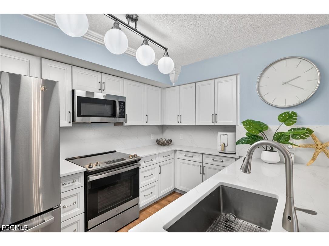 8659 River Homes Lane #1106 Bonita Springs FL 34135 2026022732 image3
