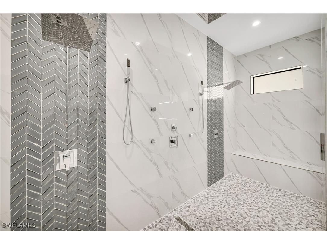 866 12th Street NE Naples FL 34120 225016417 image16