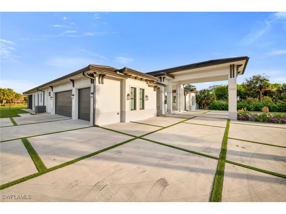 866 12th Street NE Naples FL 34120 225016417 image5