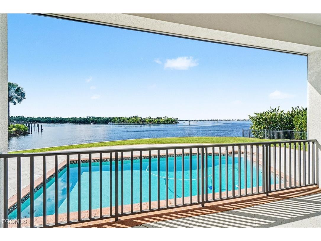 866 Cal Cove Drive Fort Myers FL 33919 2026000996 image10