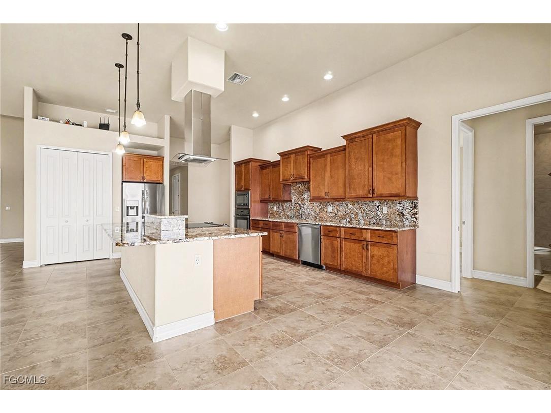 866 Cal Cove Drive Fort Myers FL 33919 2026000996 image21