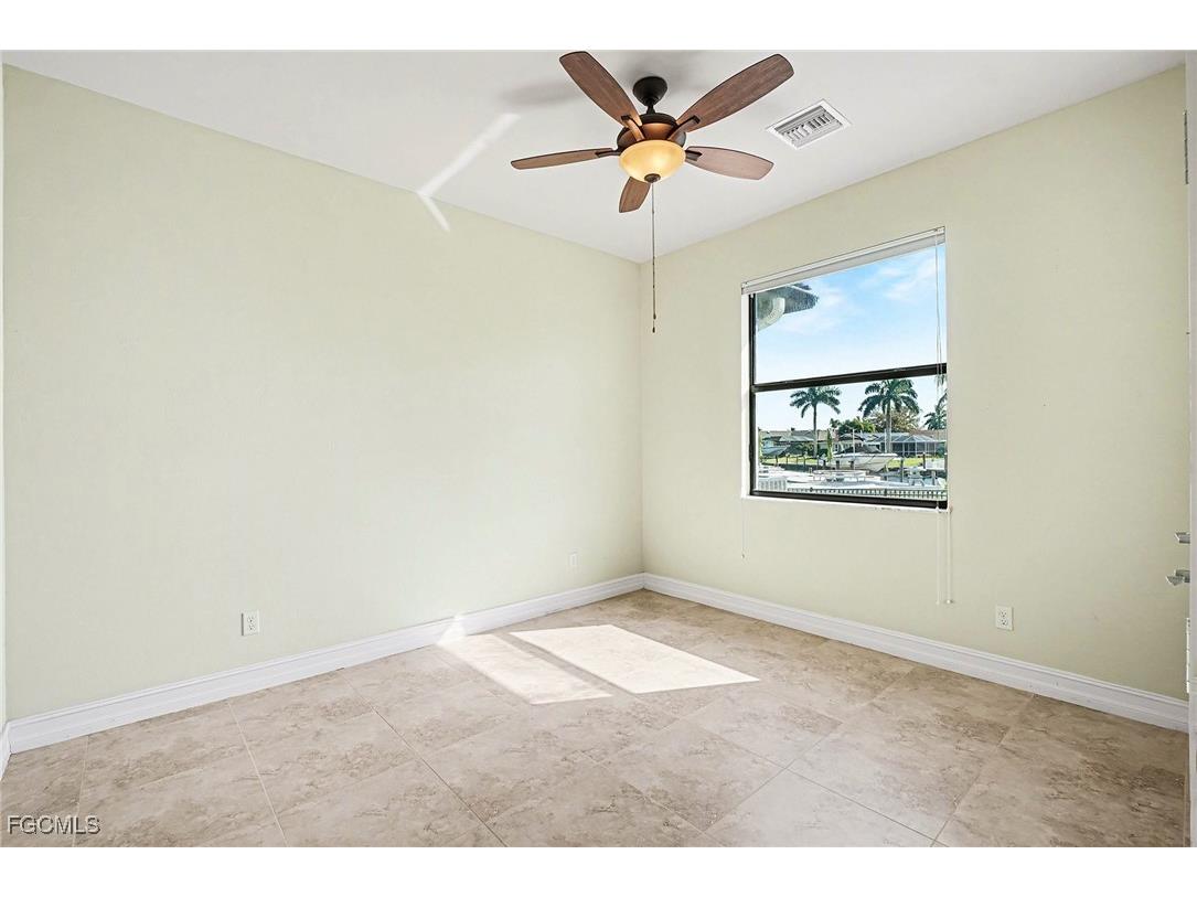 866 Cal Cove Drive Fort Myers FL 33919 2026000996 image38