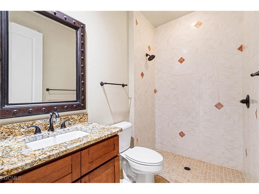 866 Cal Cove Drive Fort Myers FL 33919 2026000996 image46