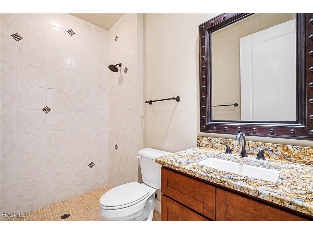 866 Cal Cove Drive Fort Myers FL 33919 2026000996 image48