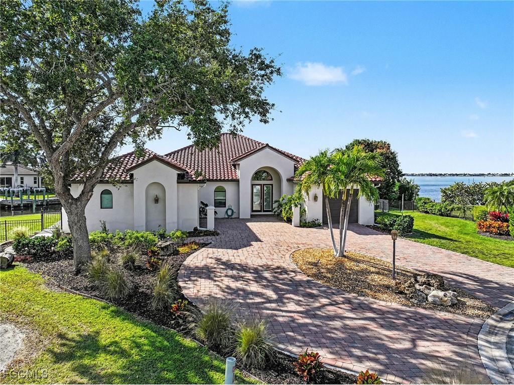 866 Cal Cove Drive Fort Myers FL 33919 2026000996 image5