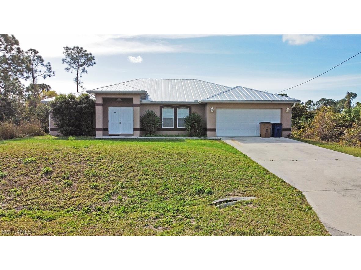 866 Carbon Street E Lehigh Acres FL 33974 223059416 image1