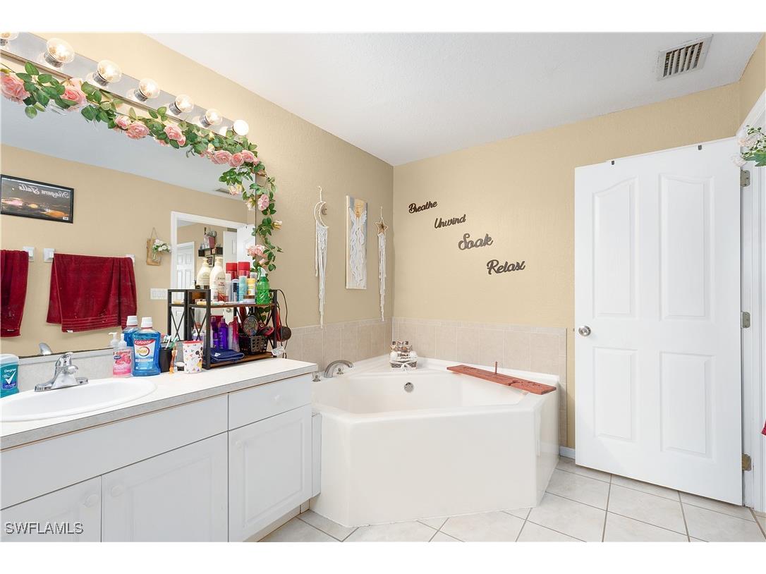 866 Carbon Street E Lehigh Acres FL 33974 225054012 image13