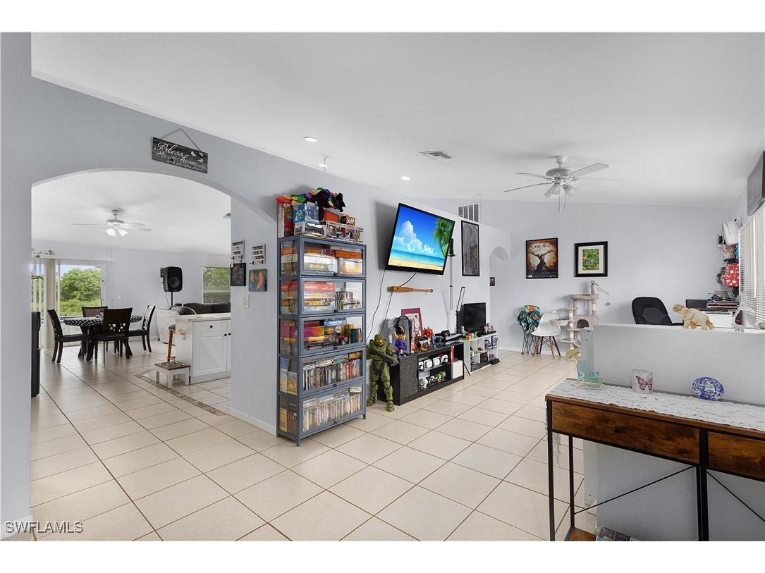 866 Carbon Street E Lehigh Acres FL 33974 225054012 image3