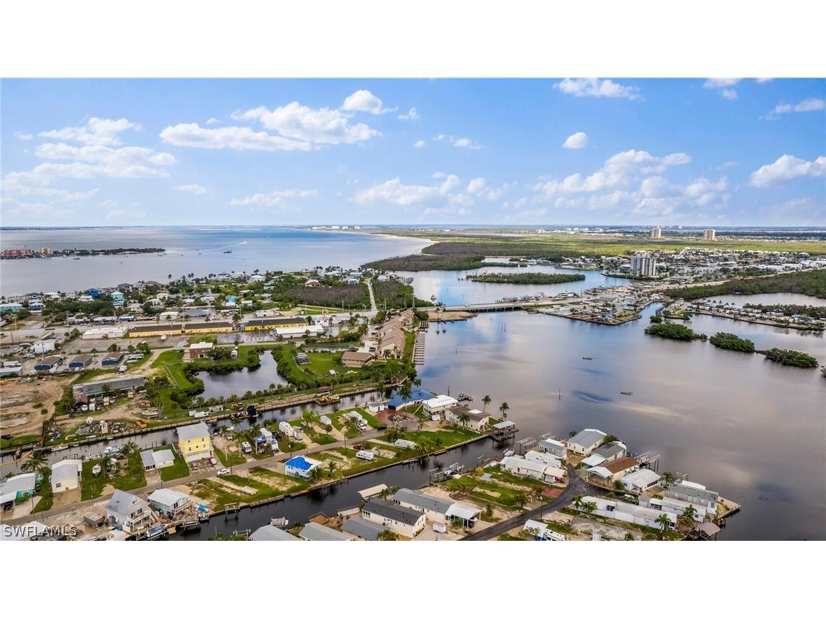 866 Oak Street Fort Myers Beach FL 33931 226010069 image12