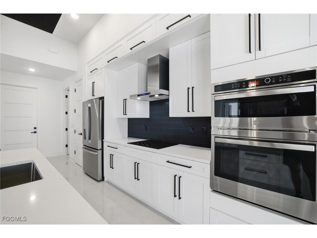 866 SW 18th Street Cape Coral FL 33991 2025015963 image5