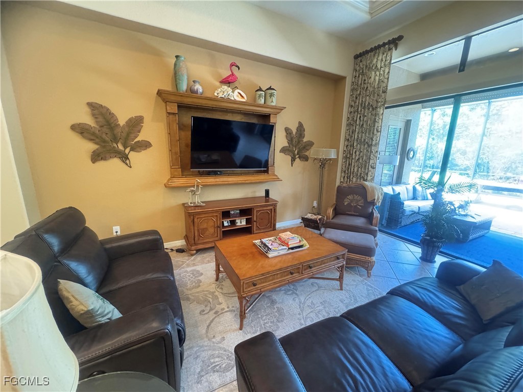 8661 Mercado Court Fort Myers FL 33912 2025007101 image13