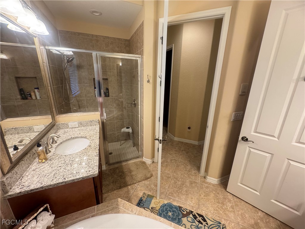 8661 Mercado Court Fort Myers FL 33912 2025007101 image18