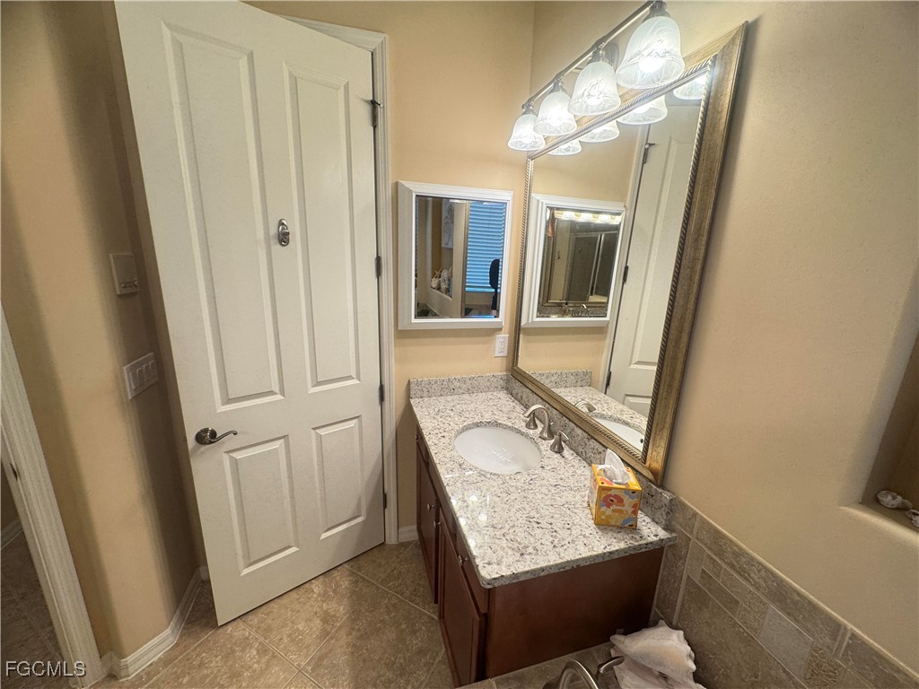 8661 Mercado Court Fort Myers FL 33912 2025007101 image19