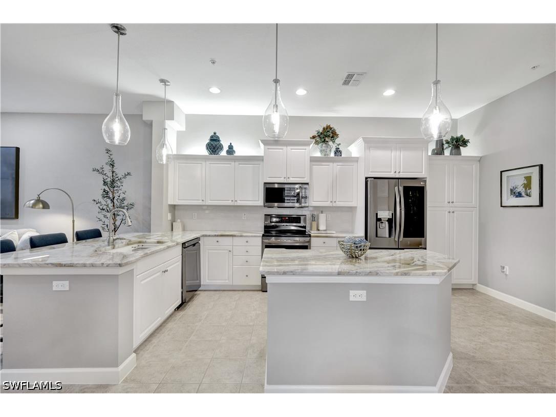 8661 Piazza Del Lago Circle #204 Estero FL 33928 226015156 image3