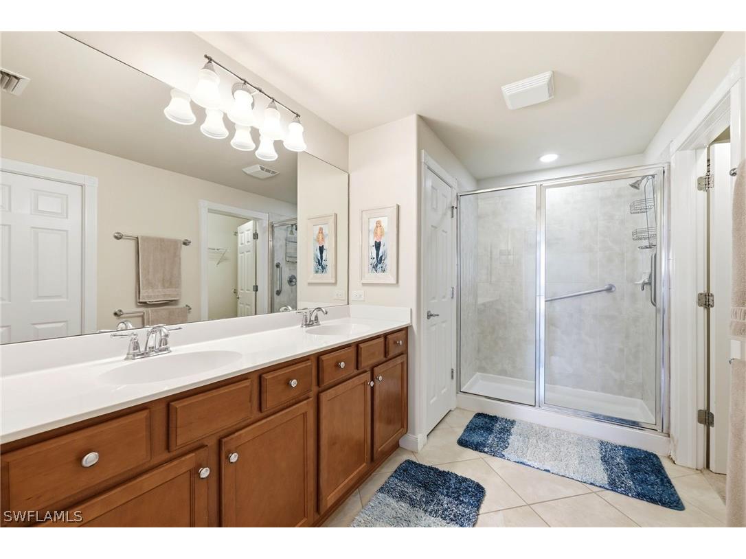 8664 Genova Court Naples FL 34114 226010147 image18