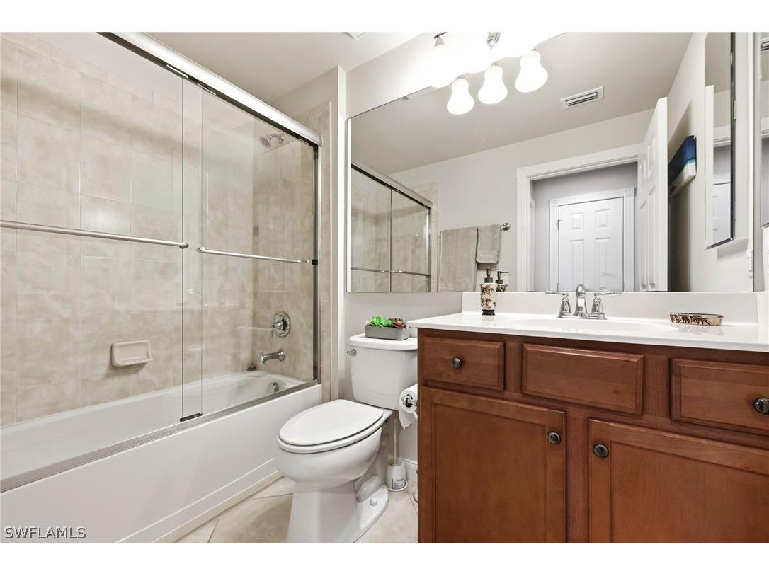 8664 Genova Court Naples FL 34114 226010147 image19