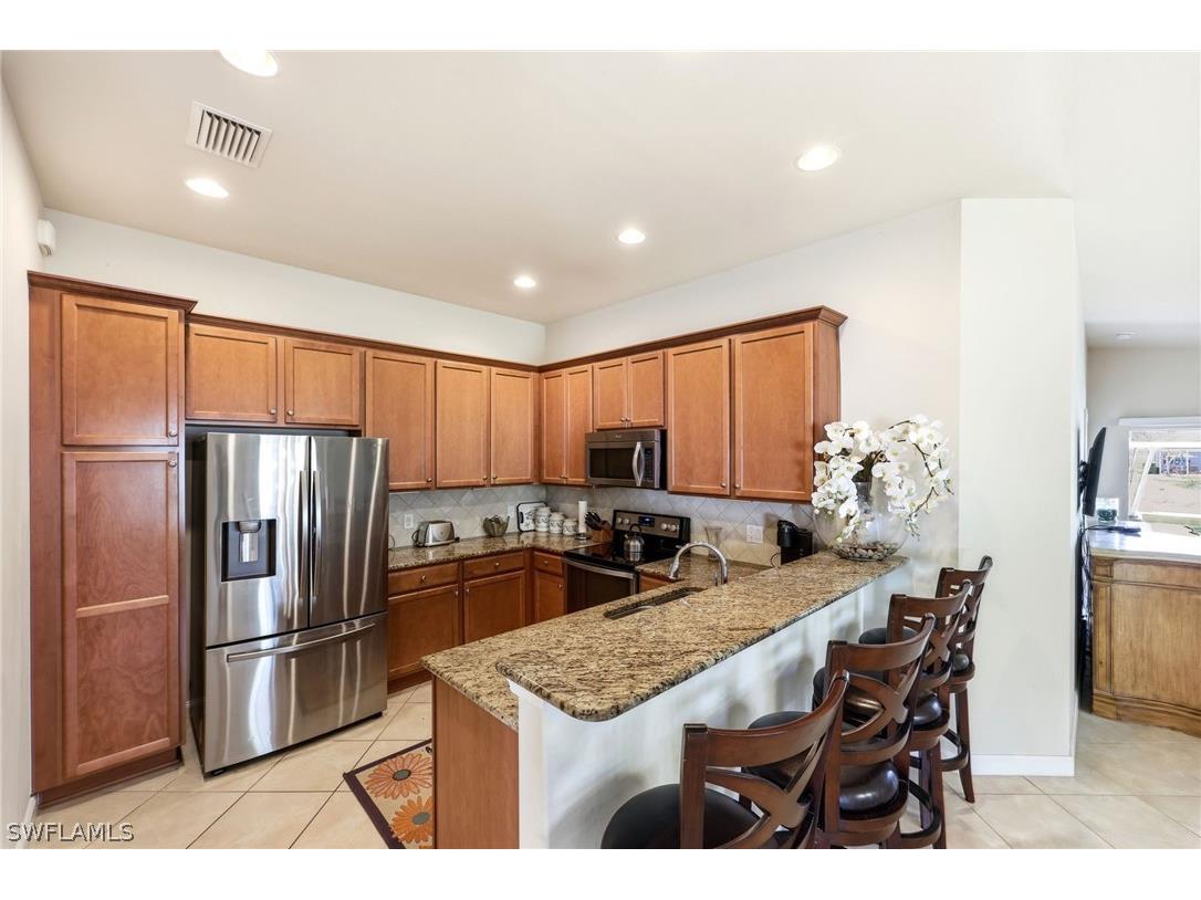 8664 Genova Court Naples FL 34114 226010147 image4