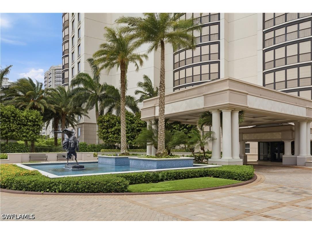 8665 Bay Colony Drive #2001 Naples FL 34108 226022514 image1