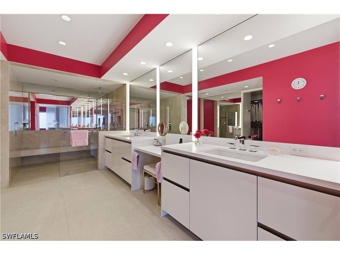 8665 Bay Colony Drive #2001 Naples FL 34108 226022514 image12