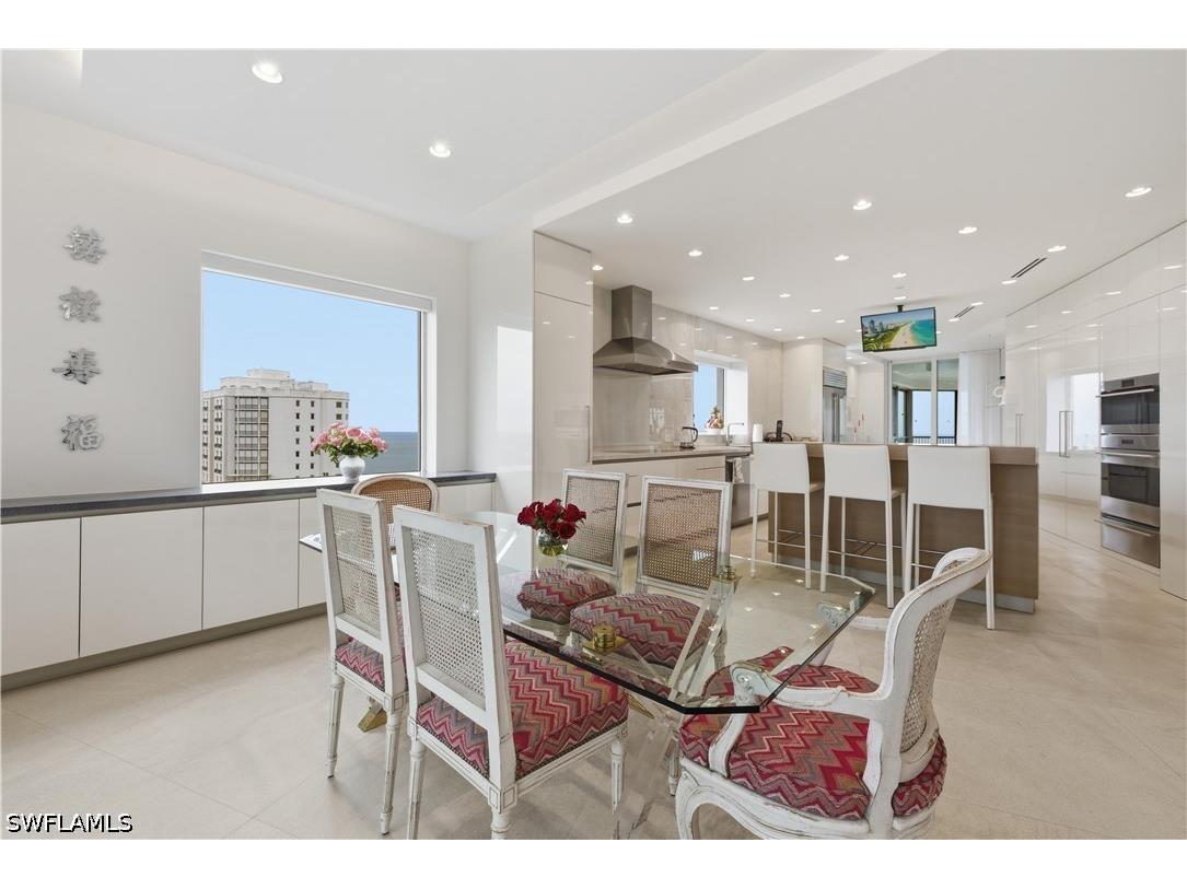 8665 Bay Colony Drive #2001 Naples FL 34108 226022514 image23