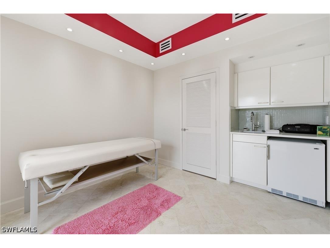 8665 Bay Colony Drive #2001 Naples FL 34108 226022514 image32
