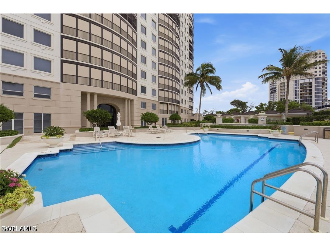 8665 Bay Colony Drive #2001 Naples FL 34108 226022514 image47
