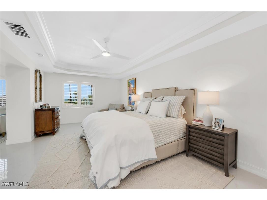 8665 Bay Colony Drive #202 Naples FL 34108 225068282 image10