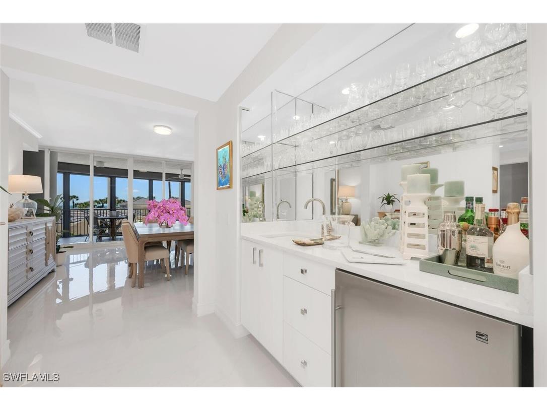 8665 Bay Colony Drive #202 Naples FL 34108 225068282 image8