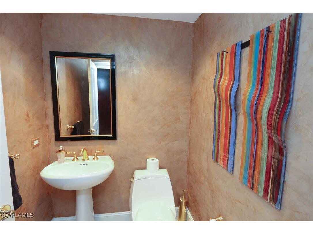 8665 Bay Colony Drive #901 Naples FL 34108 226004537 image27