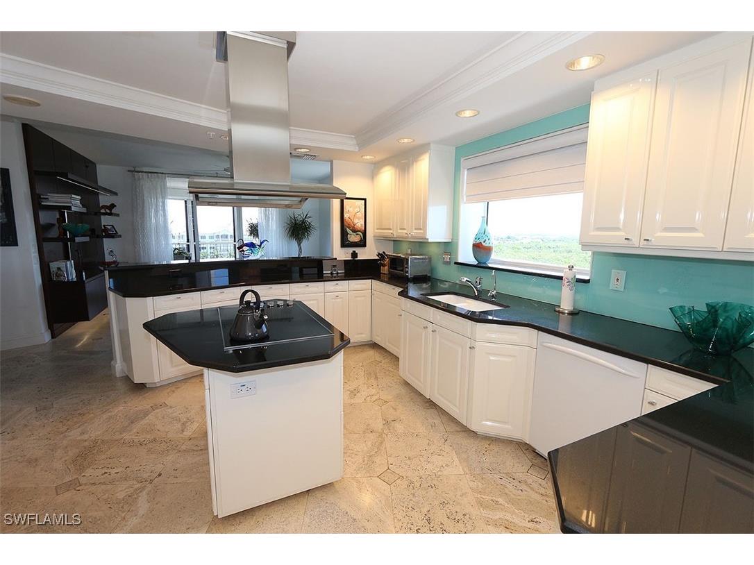 8665 Bay Colony Drive #901 Naples FL 34108 226004537 image32