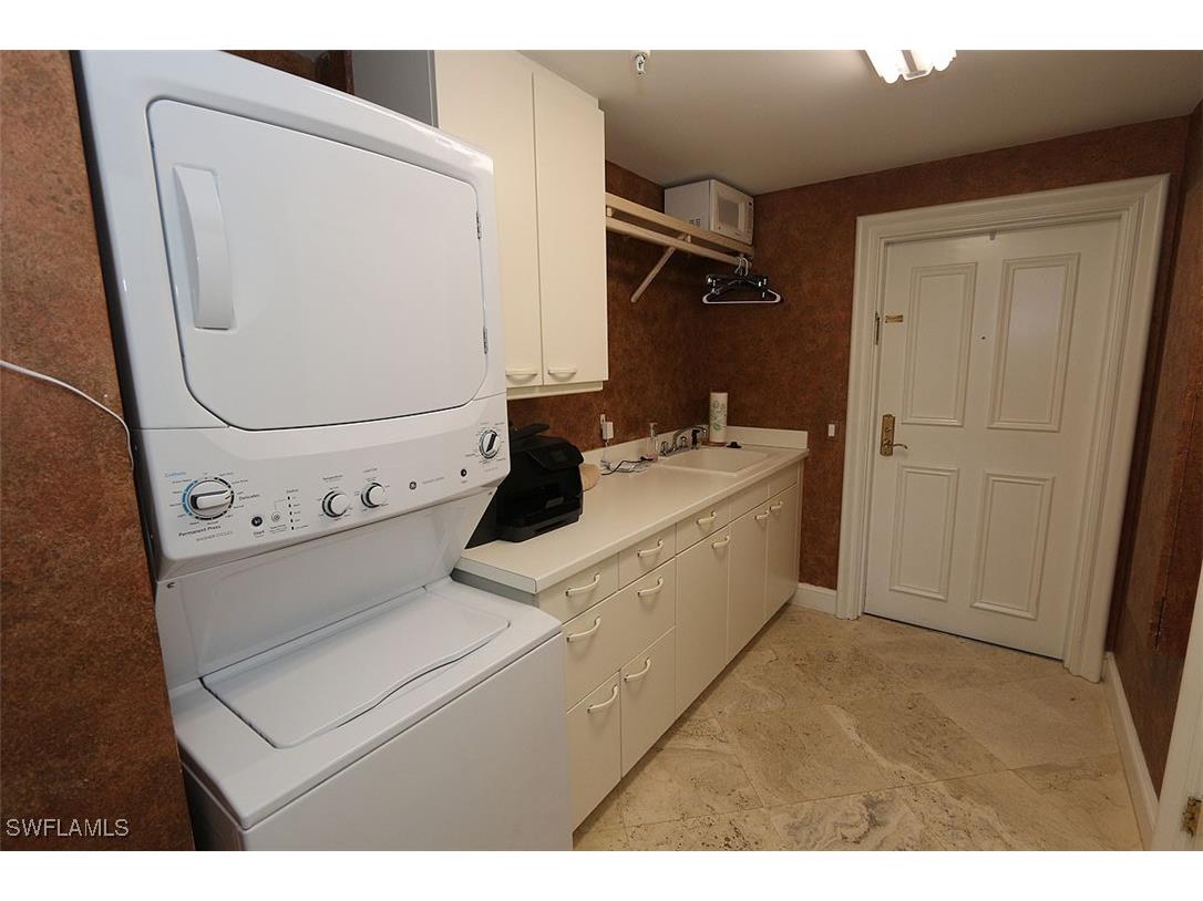 8665 Bay Colony Drive #901 Naples FL 34108 226004537 image36