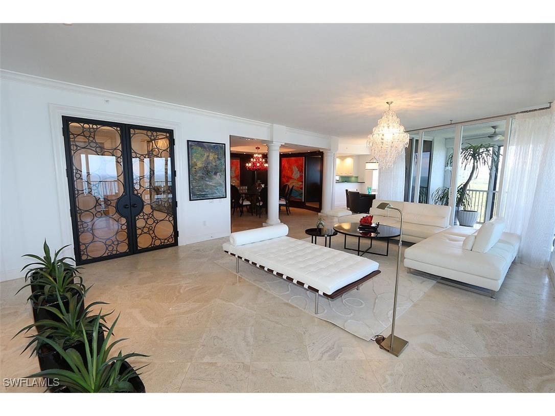 8665 Bay Colony Drive #901 Naples FL 34108 226004537 image4