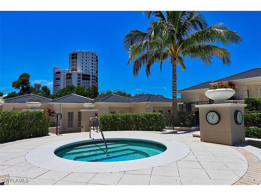 8665 Bay Colony Drive #901 Naples FL 34108 226004537 image41