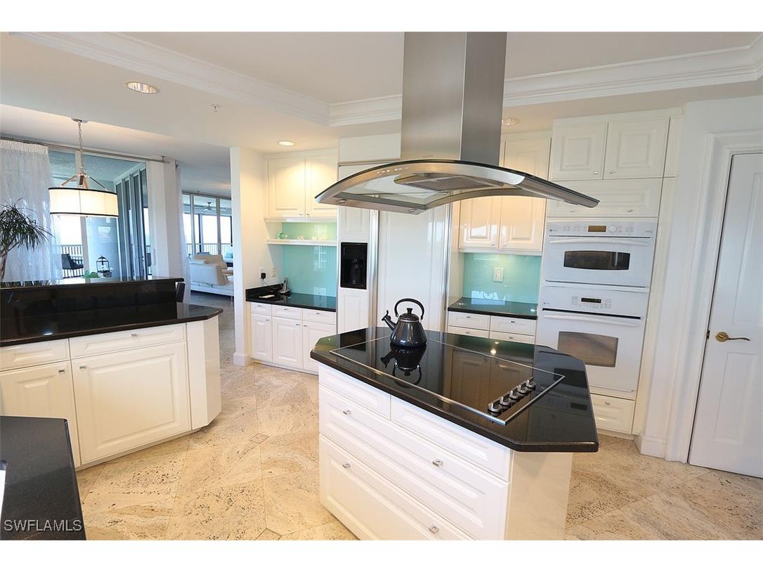 8665 Bay Colony Drive #901 Naples FL 34108 226004537 image7