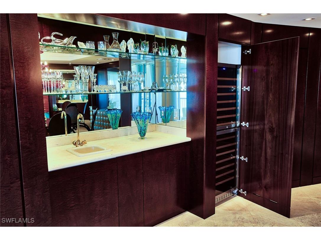 8665 Bay Colony Drive #901 Naples FL 34108 226004537 image8