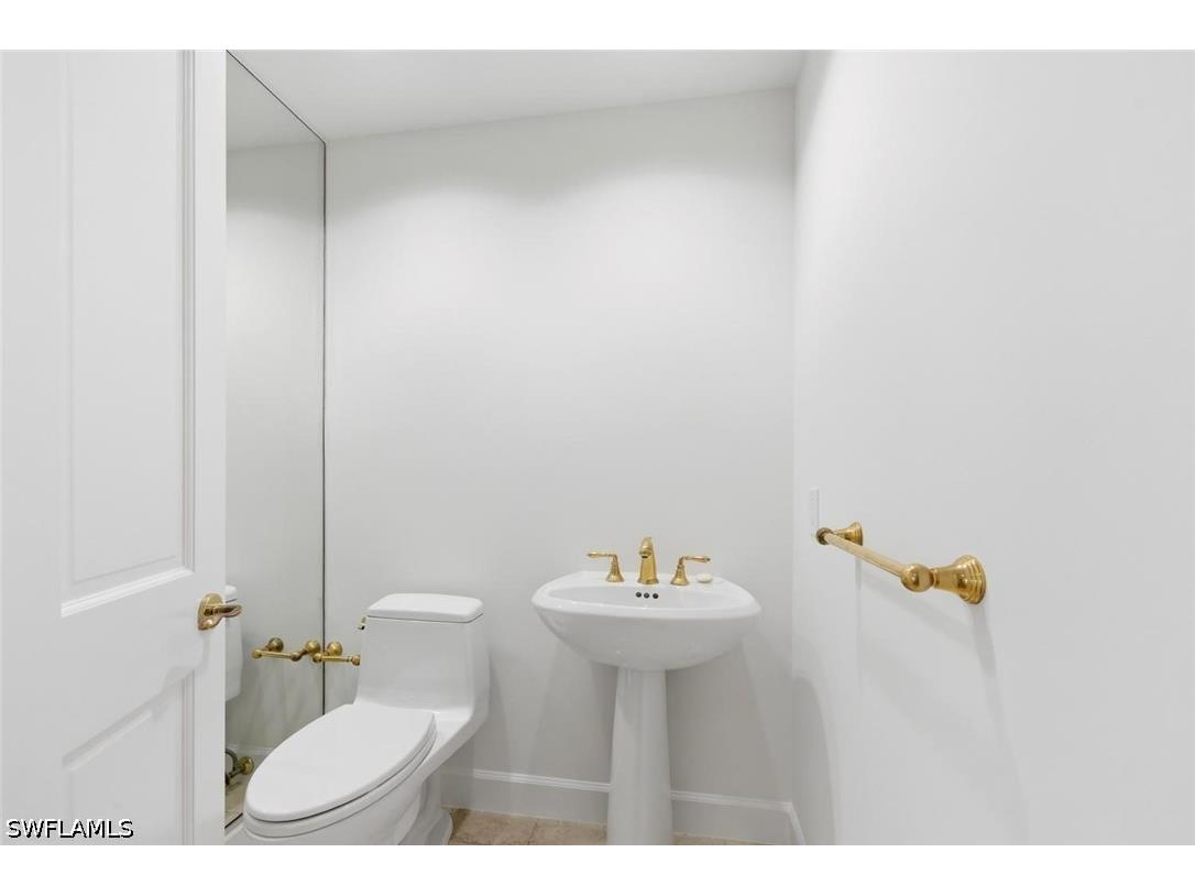 8665 Bay Colony Drive #PH 2003 Naples FL 34108 225082845 image23