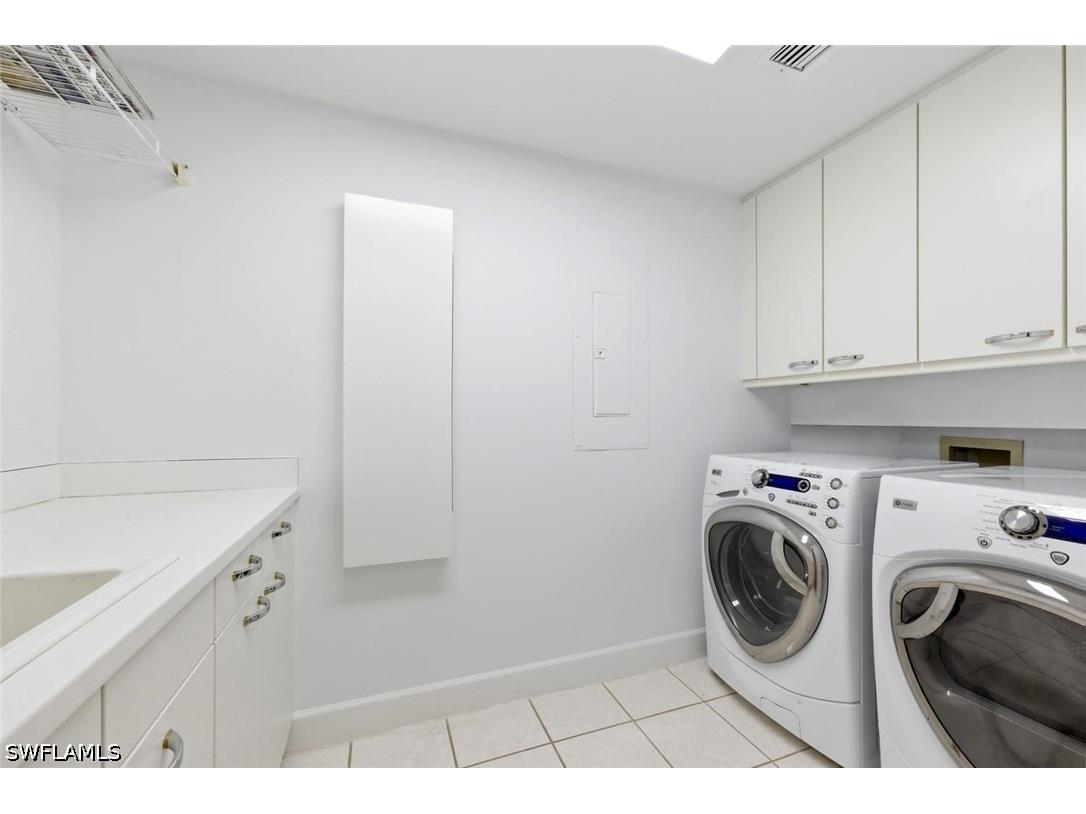 8665 Bay Colony Drive #PH 2003 Naples FL 34108 225082845 image37