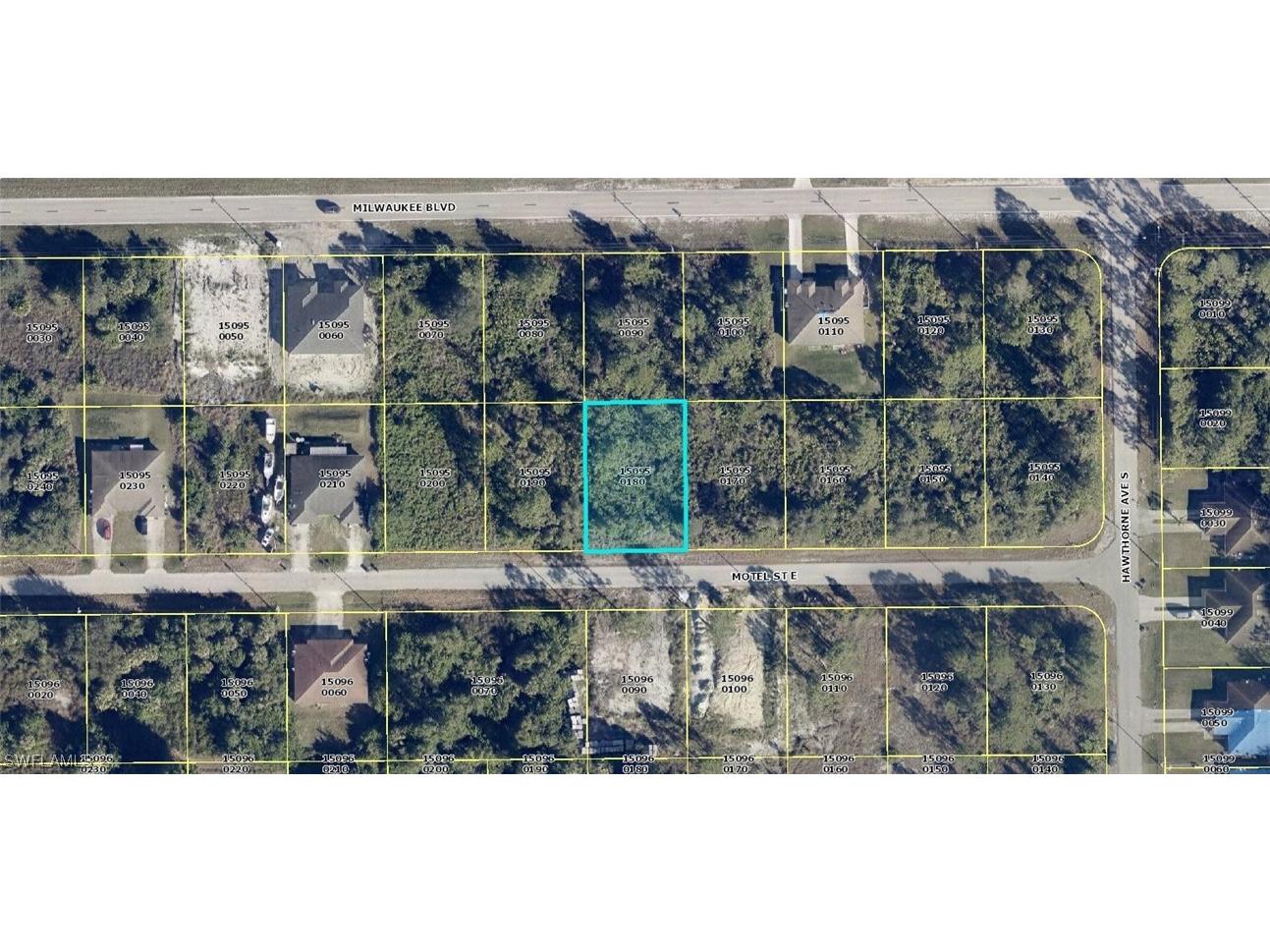 867-869 Motel Street E Lehigh Acres FL 33974 223045493 image1