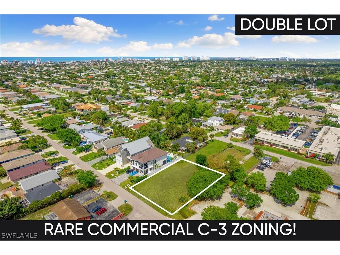 867 92nd Avenue N Naples FL 34108 224024165 image1