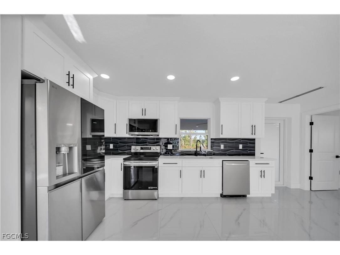 867 Chicago Street Lehigh Acres FL 33974 2026012838 image2