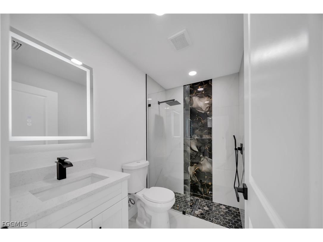 867 Chicago Street Lehigh Acres FL 33974 2026012838 image3