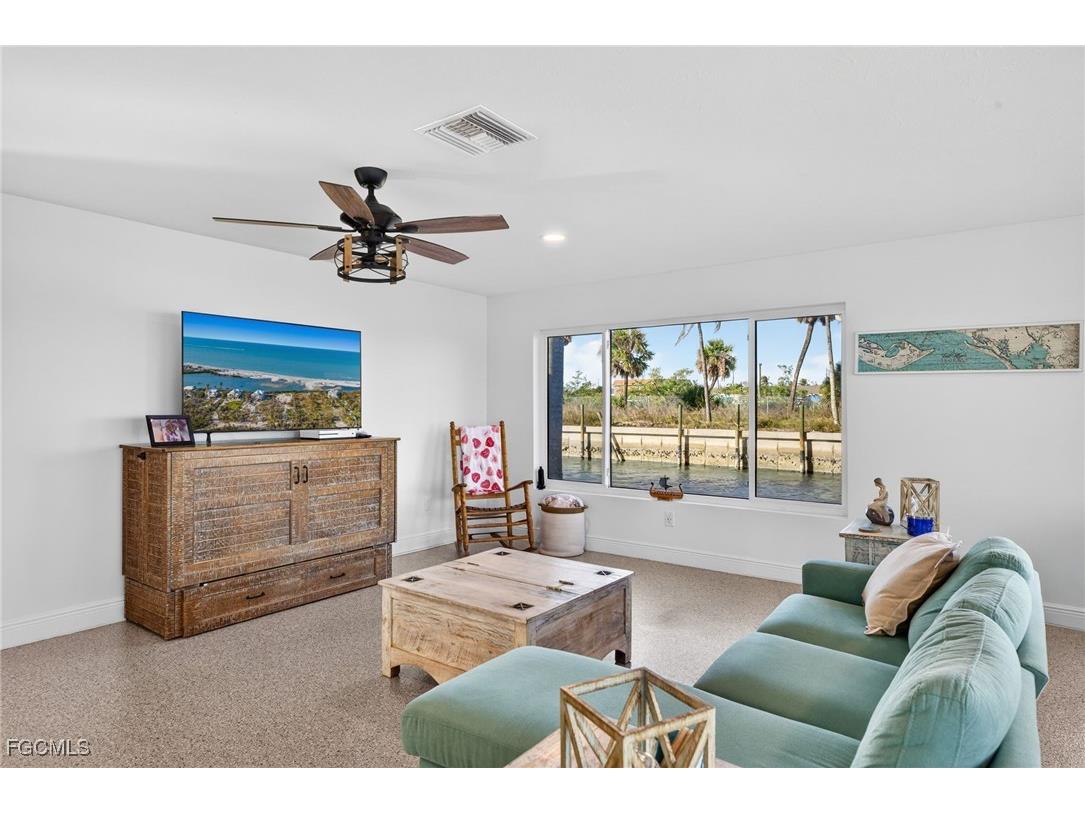 867 Oak Street Fort Myers Beach FL 33931 2026004899 image11