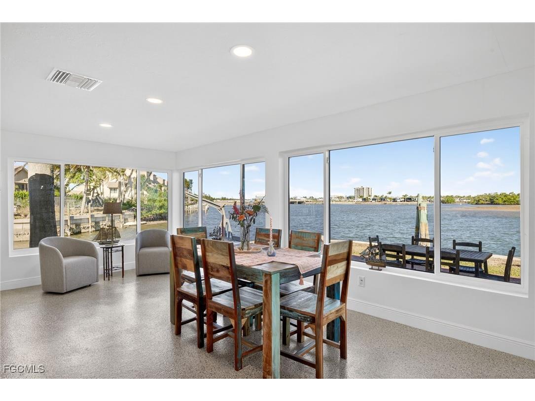 867 Oak Street Fort Myers Beach FL 33931 2026004899 image12