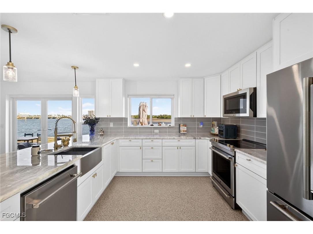 867 Oak Street Fort Myers Beach FL 33931 2026004899 image19