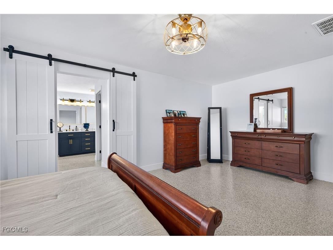 867 Oak Street Fort Myers Beach FL 33931 2026004899 image26